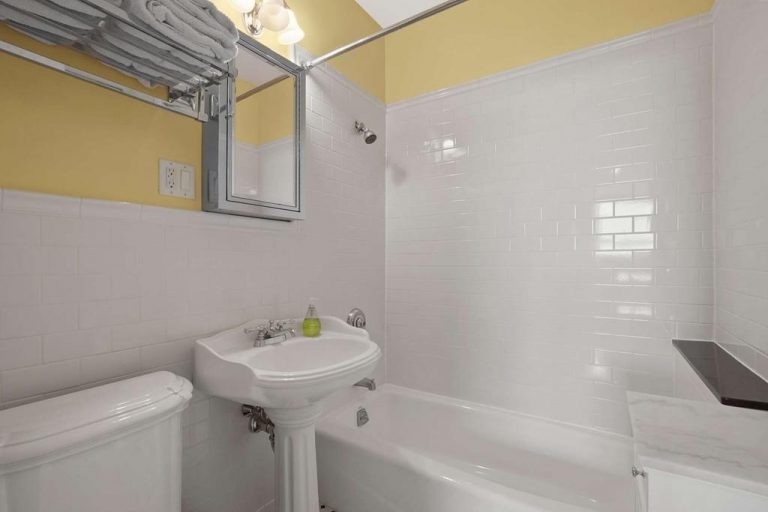 Photo of 21 Beacon St #9I