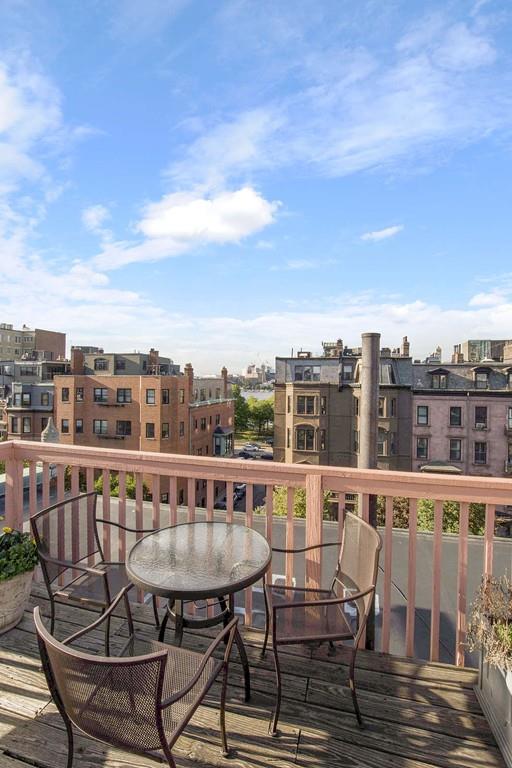 Photo of 255 Beacon Street #2