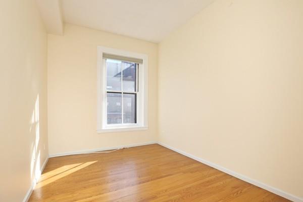 Photo of 333 Beacon Street #4