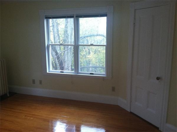 Photo of 133 Newtonville Ave #2