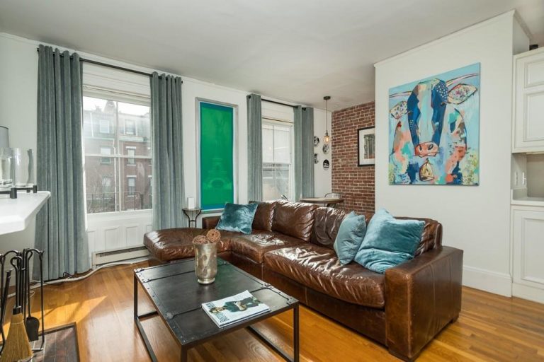 Photo of 376 Marlborough St #5