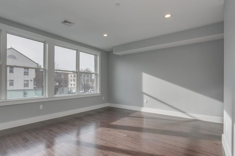 Photo of 150 West Broadway #TH2