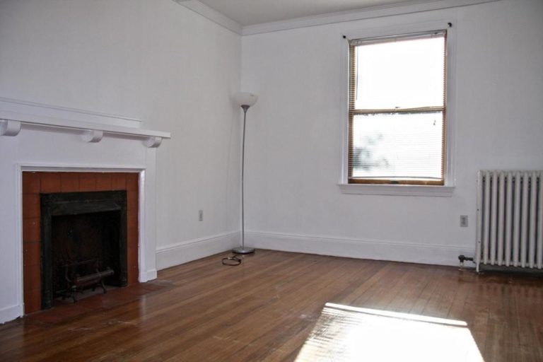 Photo of 206 Sumner St #3