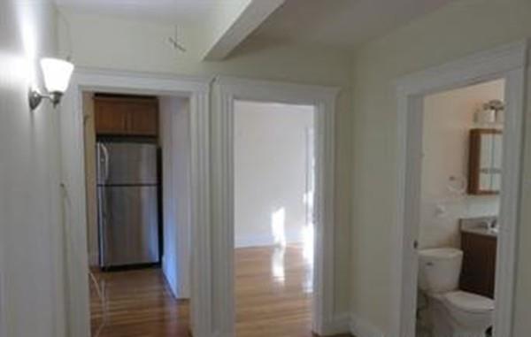 Photo of 347 Lowell Ave #2