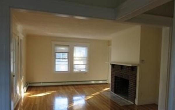 Photo of 347 Lowell Ave #2