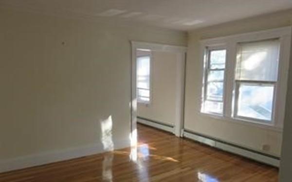 Photo of 347 Lowell Ave #2