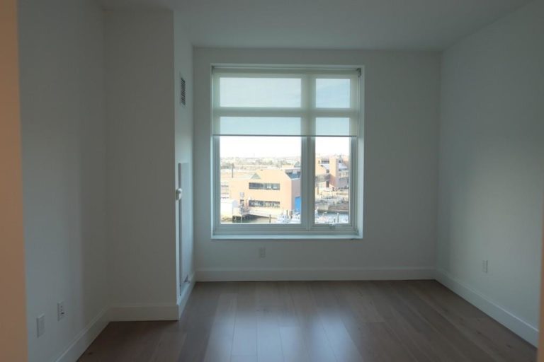 Photo of 100 Loveyjoy Wharf #7H