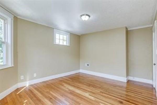 Photo of 14 Ronan St #3