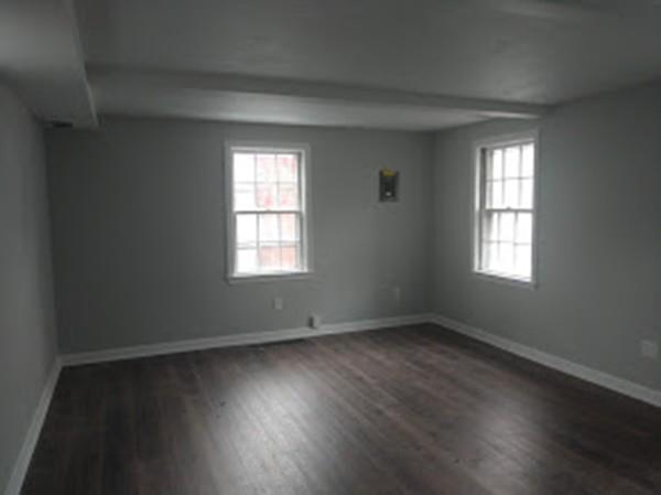 Photo of 218 Washington St #7