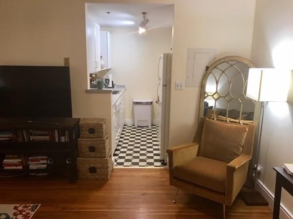 Photo of 534 Beacon St #1006