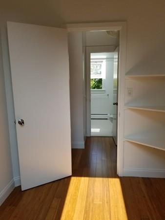 Photo of 40 Hewlett St #3