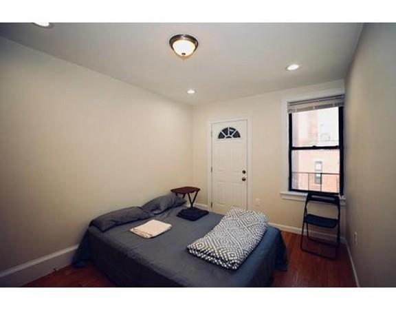 Photo of 179 Northampton St #3