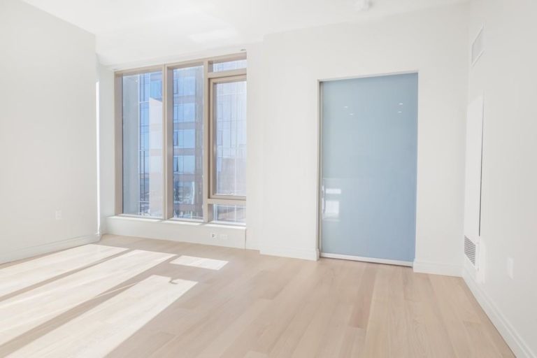 Photo of 133 Seaport Boulevard #1815