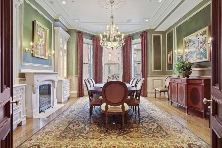 Photo of 385 Beacon Street