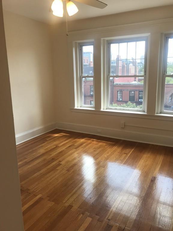 Photo of 520 Beacon St #6B