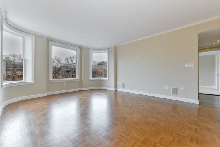 Photo of 390 Commonwealth Avenue #408/409