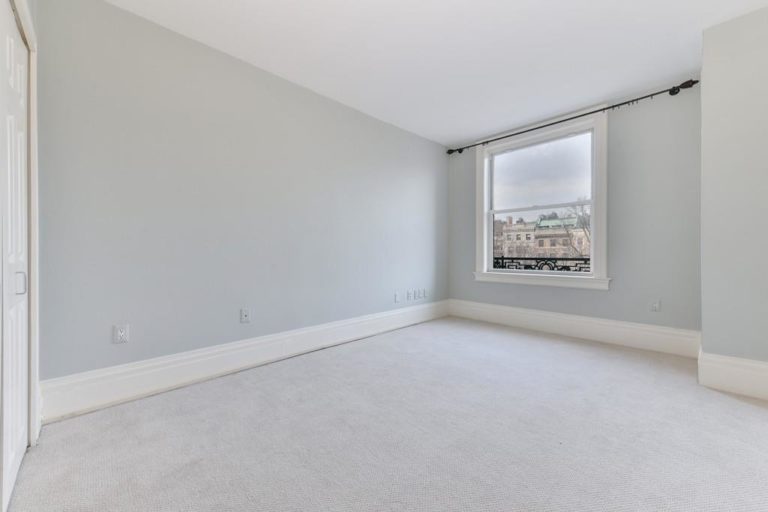 Photo of 390 Commonwealth Avenue #408/409