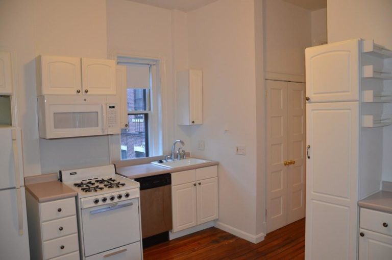 Photo of 73 Revere St #2