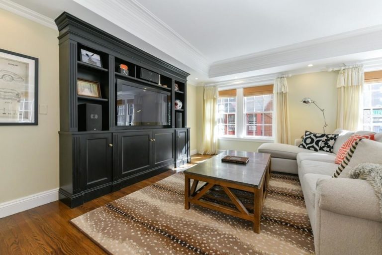 Photo of 90 Commonwealth Avenue #2/3