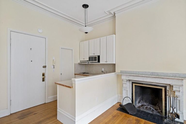 Photo of 247 Beacon Street #3