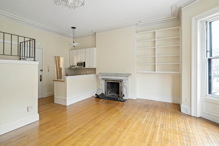 Photo of 247 Beacon Street #3