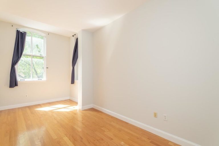 Photo of 1723 Washington Street #204