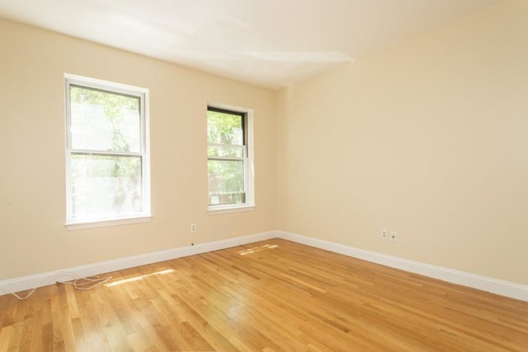 Photo of 25 Revere St #2