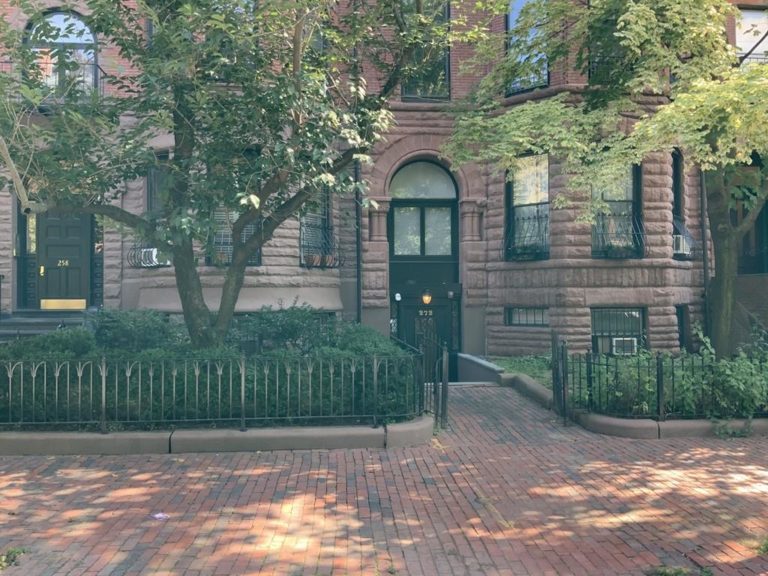 Photo of 272 Marlborough St #4R