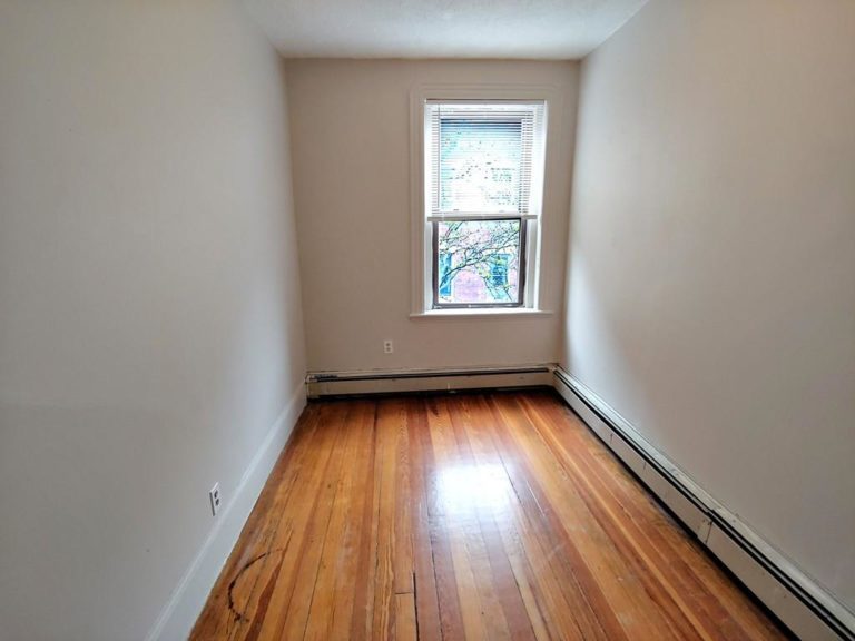 Photo of 73 Phillips St #4